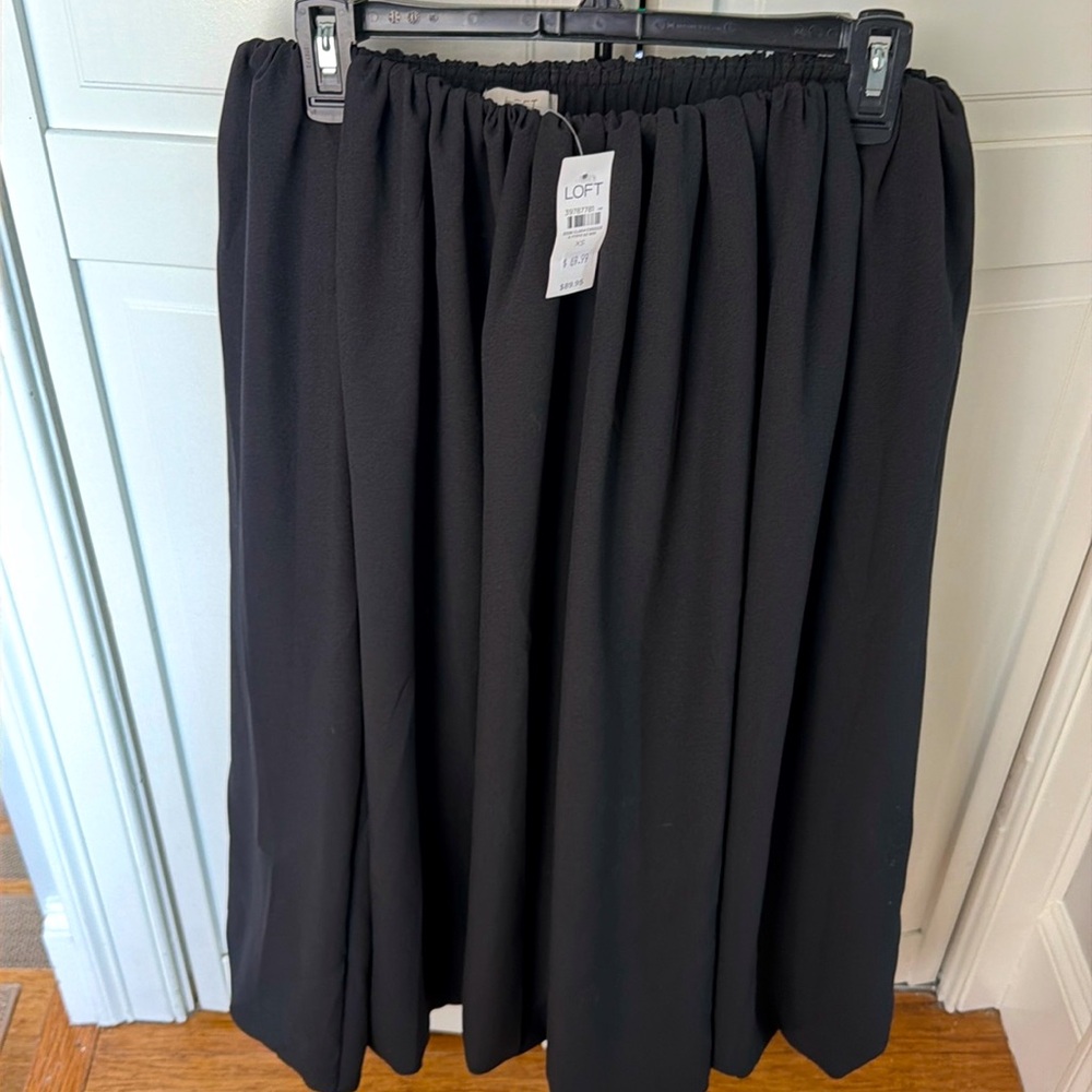 Super cute brand new the loft skirt